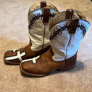 Mens size 13 Tin Haul Co Boots very good condition.